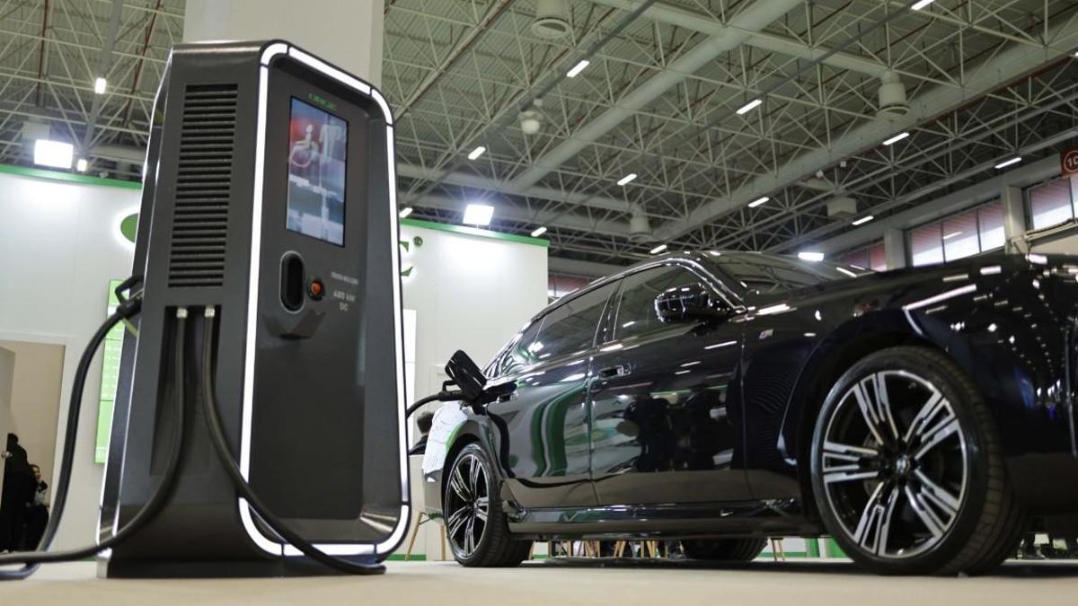 Elektrikli araç cari açığın azalmasına neden olacak