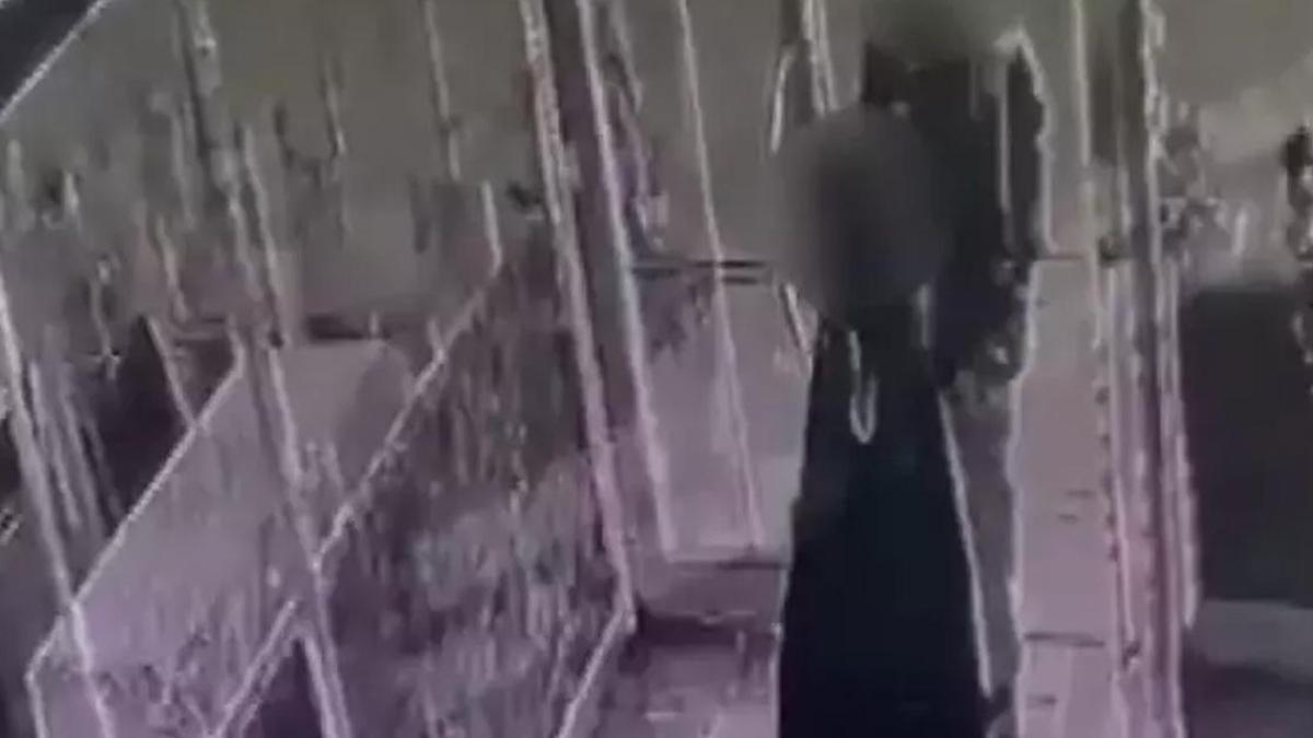 Fahiş hesap çetesine operasyon