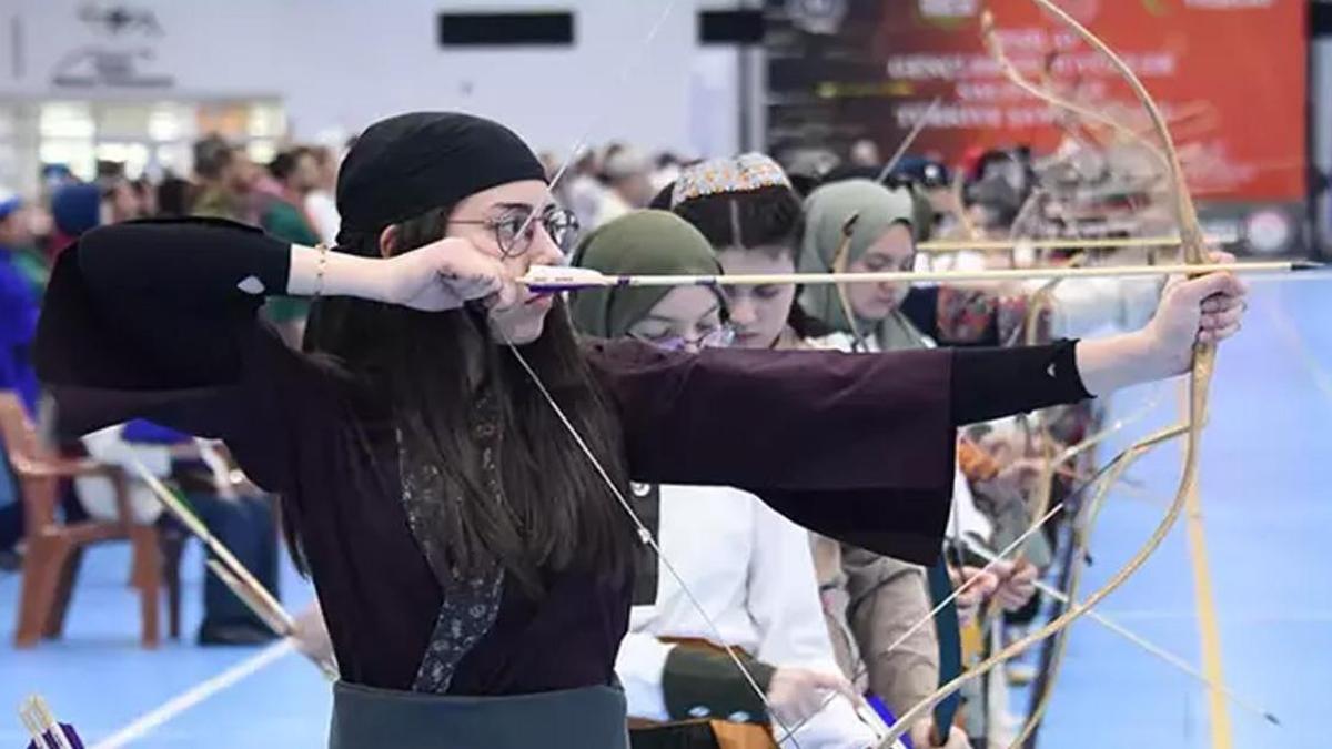 Gençler ve Büyükler Salon Puta Türkiye Şampiyonası Samsunda başladı