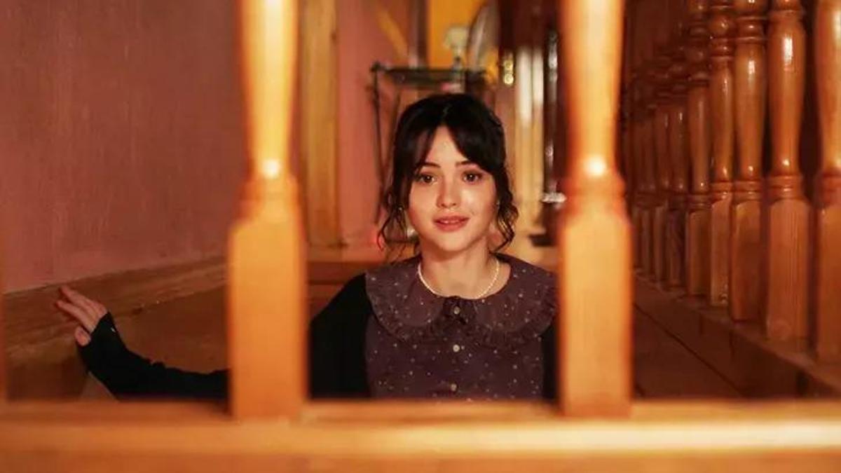 ÇİRKİN MERYEM KİMDİR? Derya Pınar Ak kaç yaşında ve nereli?