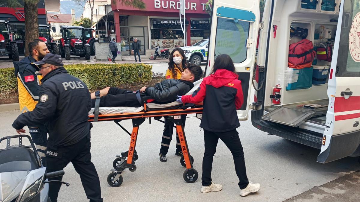 Devrilen motosikletin sürücüsü yaralandı