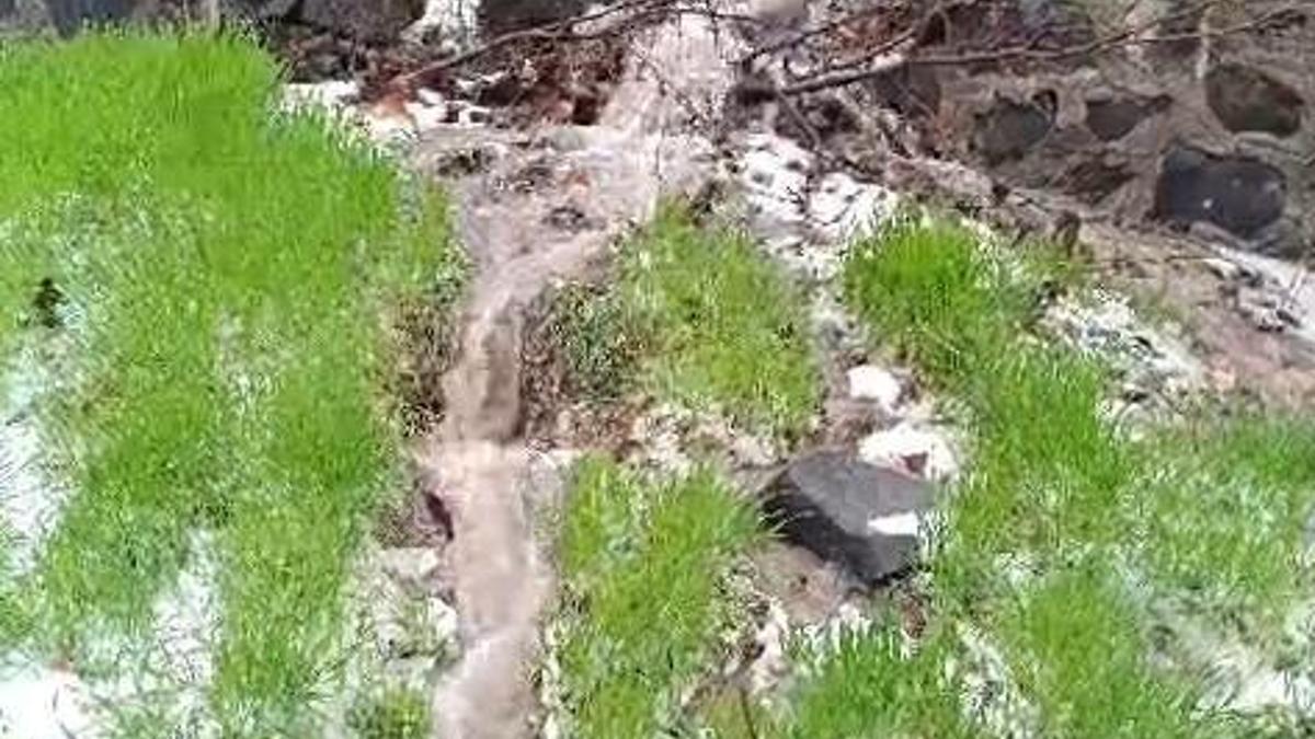 Elazığda sağanak ve dolu etkili oldu