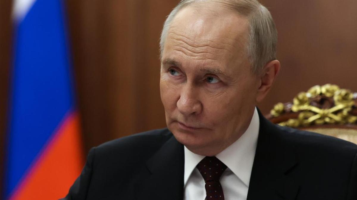 'Hürmüz' düğümü sürerken Putin: Güvenli güzergahları Rusya sunabilir