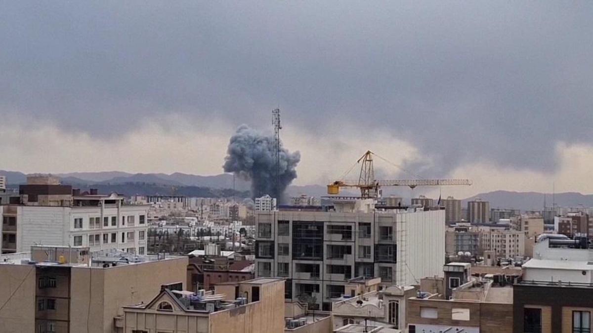 Eski ABD'li yetkiliden çarpıcı itiraf: ''Savaş İran'ı nükleere yaklaştırdı''