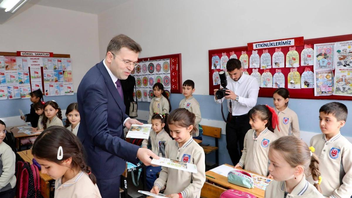 Niğdede öğrencilere güvenli gelecek eğitimi