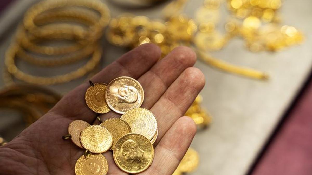4 NİSAN HAFTA SONU CANLI ALTIN FİYATLARI: Gram Altın Ne Kadar, Çeyrek Altın Kaç TL? Yarım Altın, Tam Altın Alış-Satış Fiyatı Son Durum! İslam Memişten Altın Alacaklara Uyarı