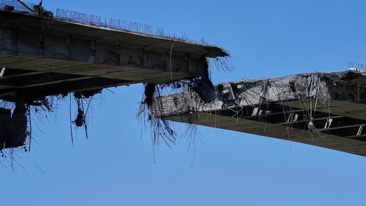İran'daki köprü saldırısında ölü sayısı 13'e yükseldi