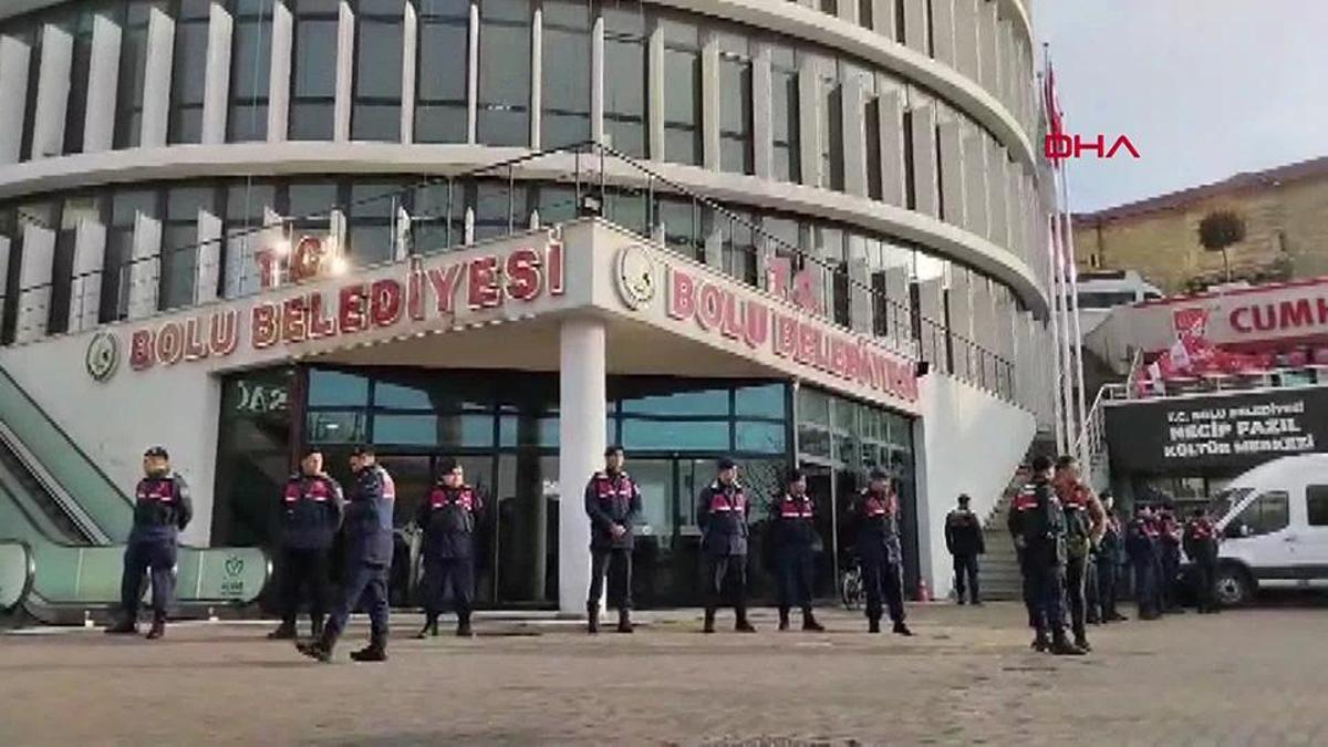 Bolu Belediyesi'nde arama yapılıyor
