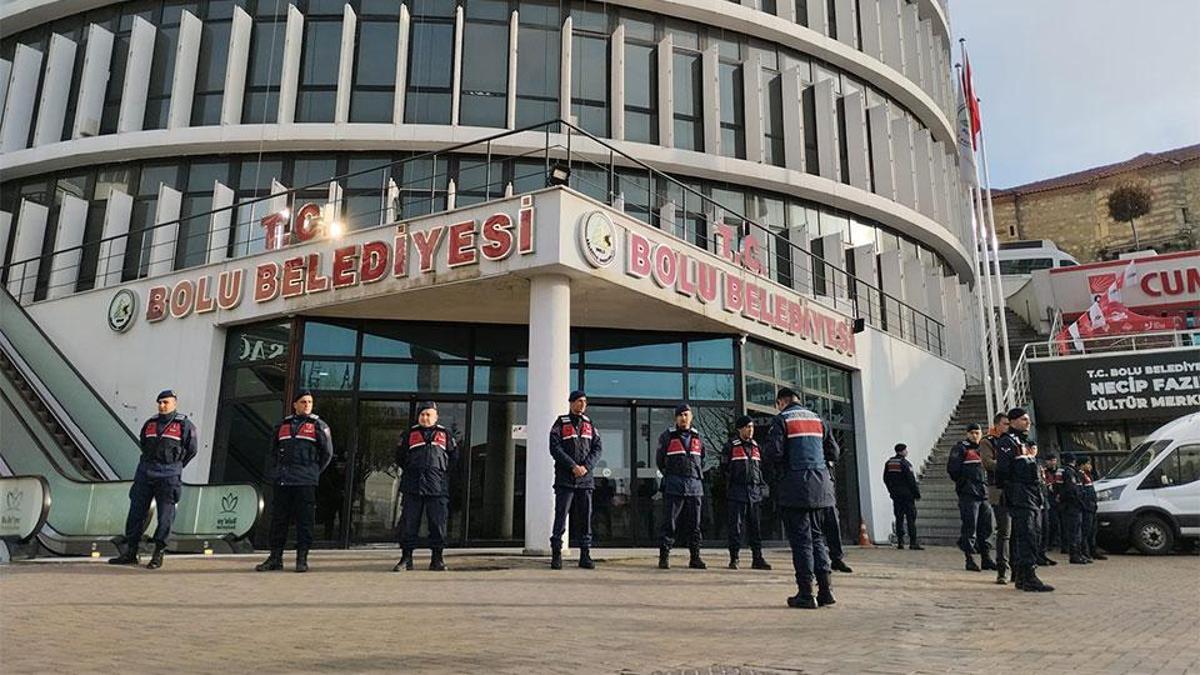 Bolu Belediyesi'nde arama: 3 gözaltı