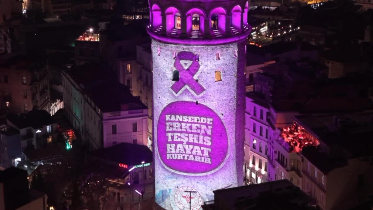 Galata Kulesi farkındalık için mor renge büründü