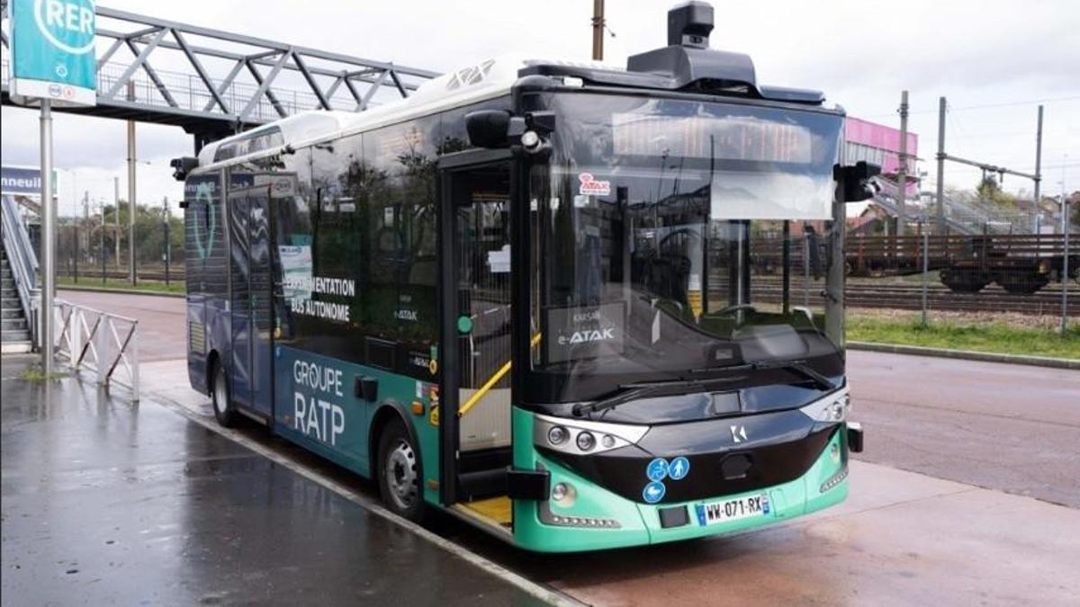 Karsan otonom Paris'te