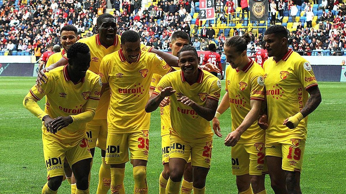 Göztepe, Süper Lig'de 6 hafta sonra kazandı