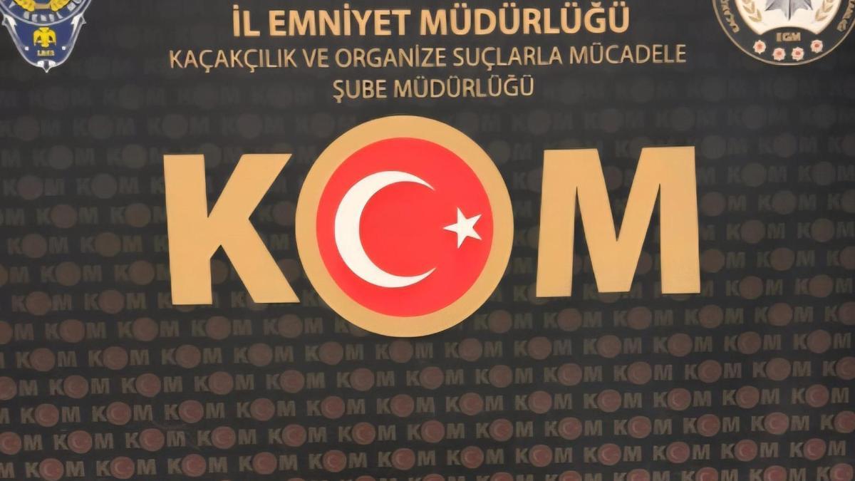 Polisin operasyonunda 74 sikke ele geçirildi