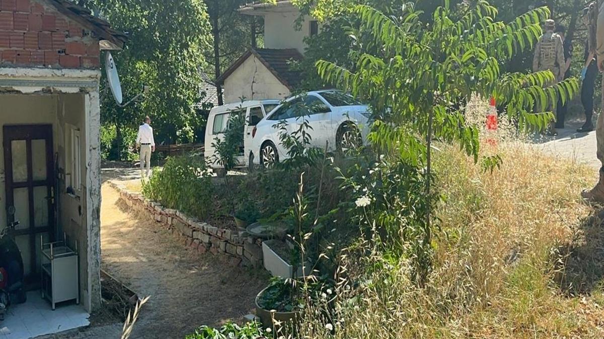 Kardeşini 5 el ateş edip öldüren sanık kasıt yok dedi; ağırlaştırılmış müebbede çarptırıldı