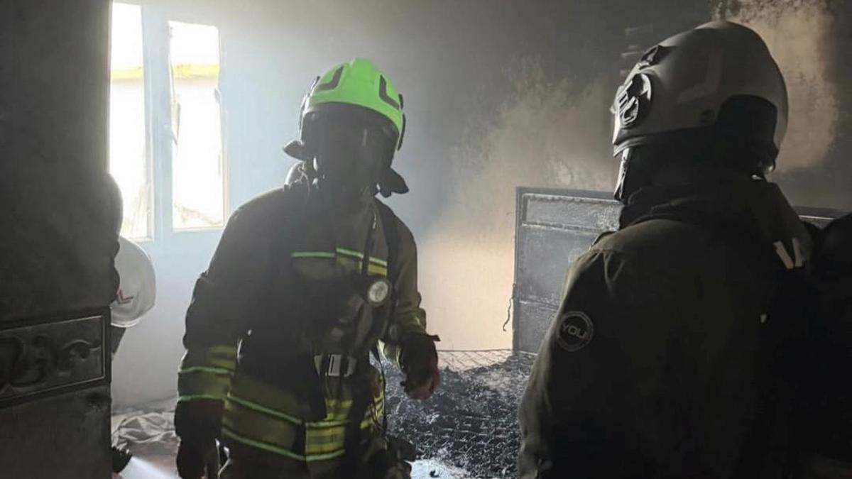 Antakyada ev yangını, 1 kişi dumandan etkilendi