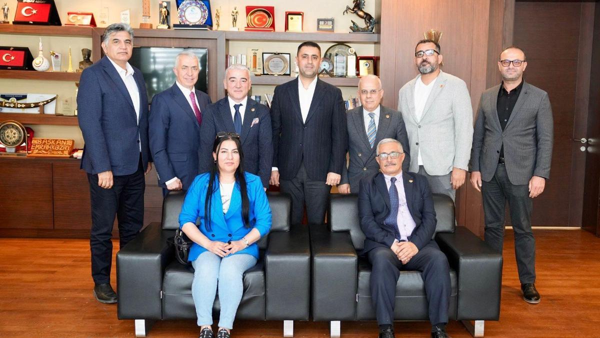 Emrah Kozay: Belediyeevleri'ne ilk kazmayı vuracağız