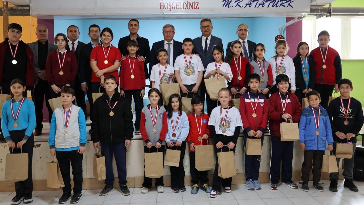 Akıl ve Zeka Oyunları Turnuvası tamamlandı