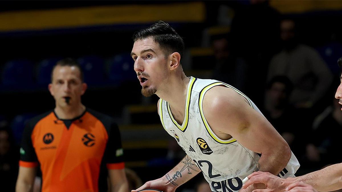 Fenerbahçe Beko'nun emektar yıldızı Nando De Colo, kariyerine noktayı koyuyor