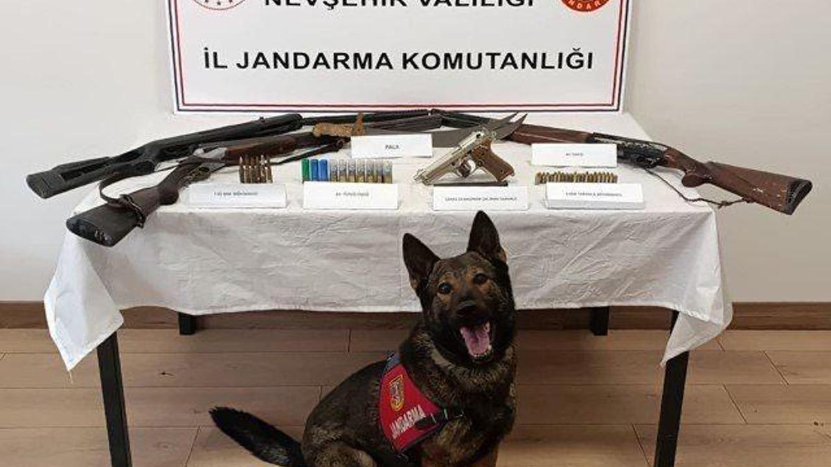 Nevşehirde ruhsatsız silah operasyonu: 3 gözaltı