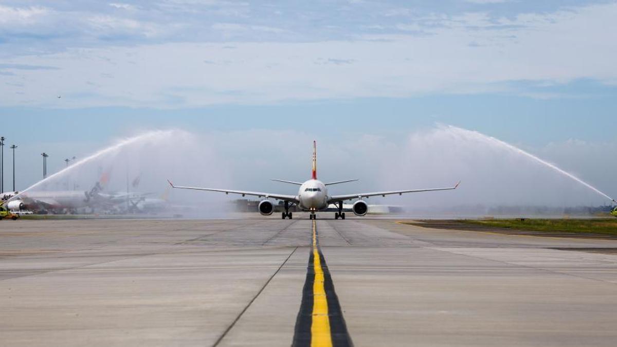40 gündür kapalıydı: Bahreyn hava sahasını uçuşlara yeniden açtı
