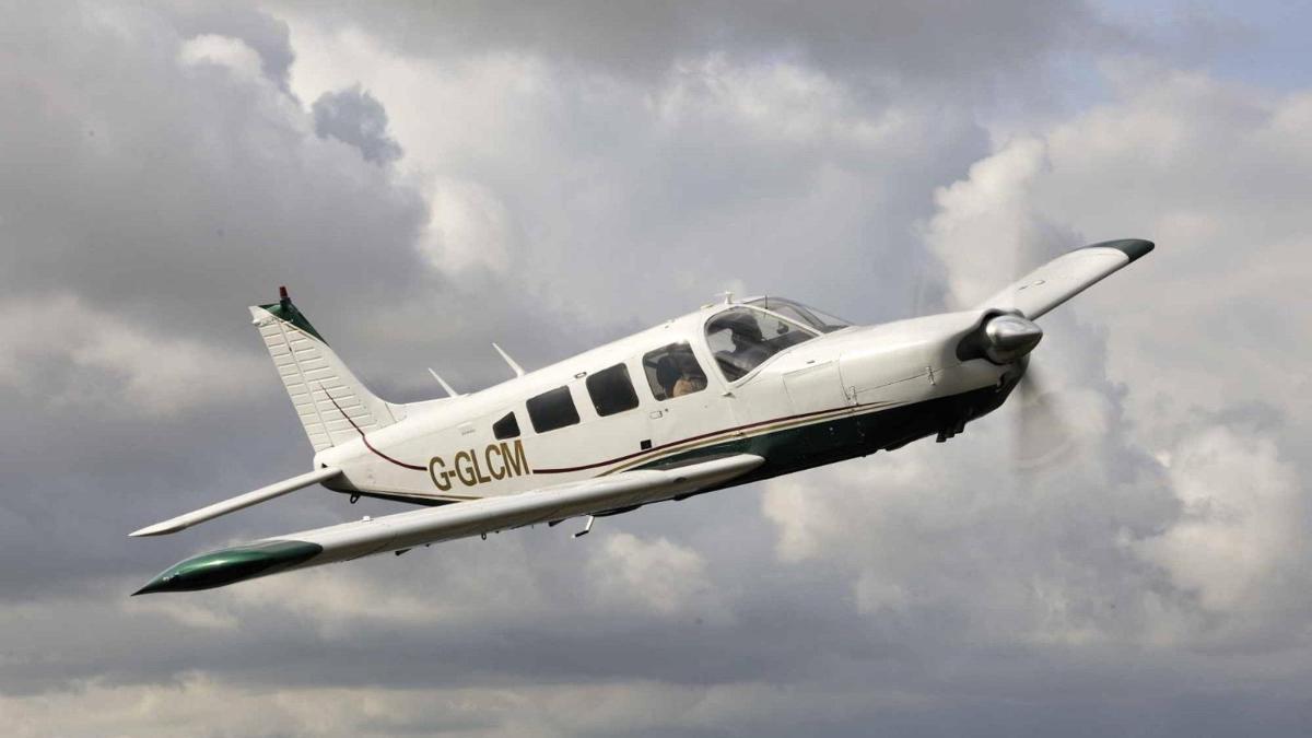 ABD'de küçük uçak pistten çıkarak alev aldı: 2 ölü