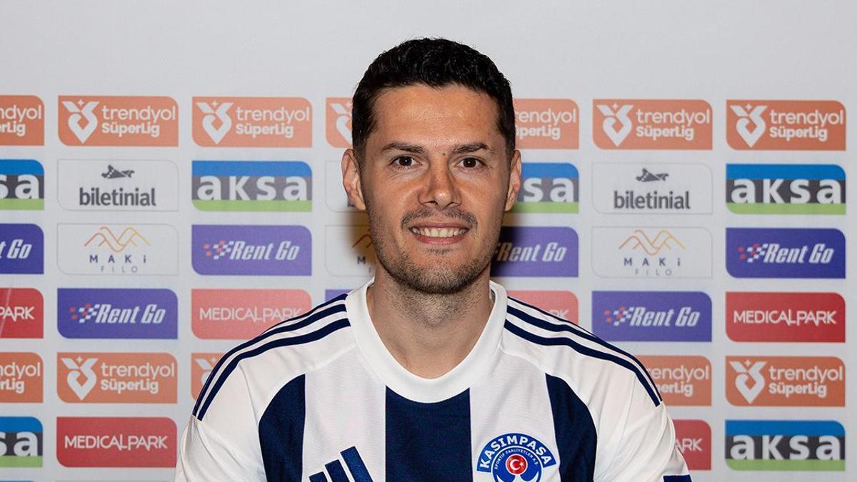 Kasımpaşa, oyuncumuz Haris Hajradinovic ile nikâh tazeledi