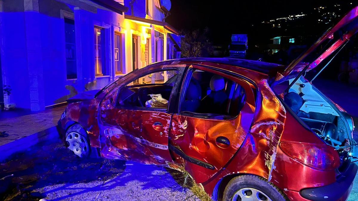 Otomobil bu hale geldi! Takla atan araçta 4’ü çocuk 9 yaralı