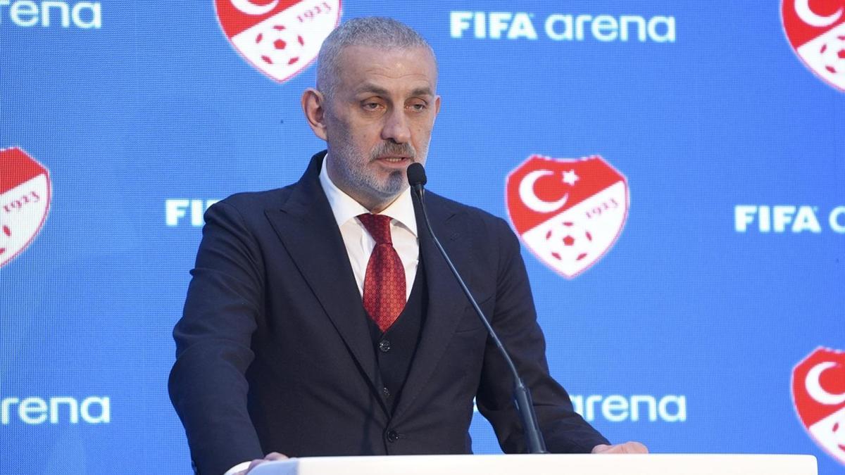 TFF Başkanı İbrahim Hacıosmanoğlu, canlı yayında gündemi değerlendiriyor