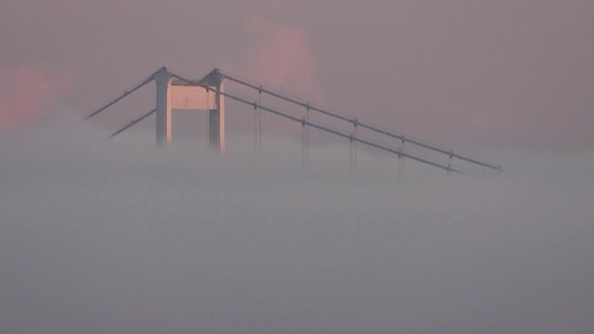 İstanbul Boğazı'nda yoğun sis etkili oluyor