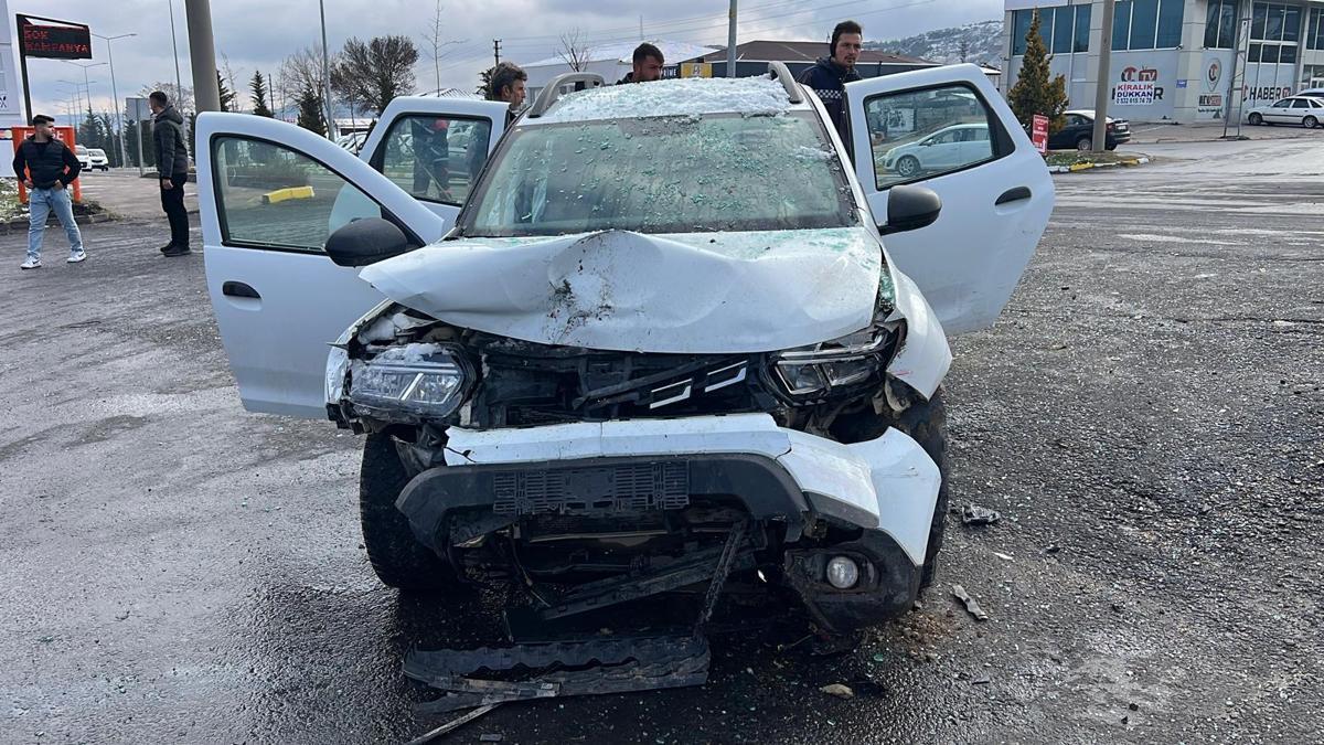 Nevşehir'de otomobiller çarpıştı: 6 yaralı
