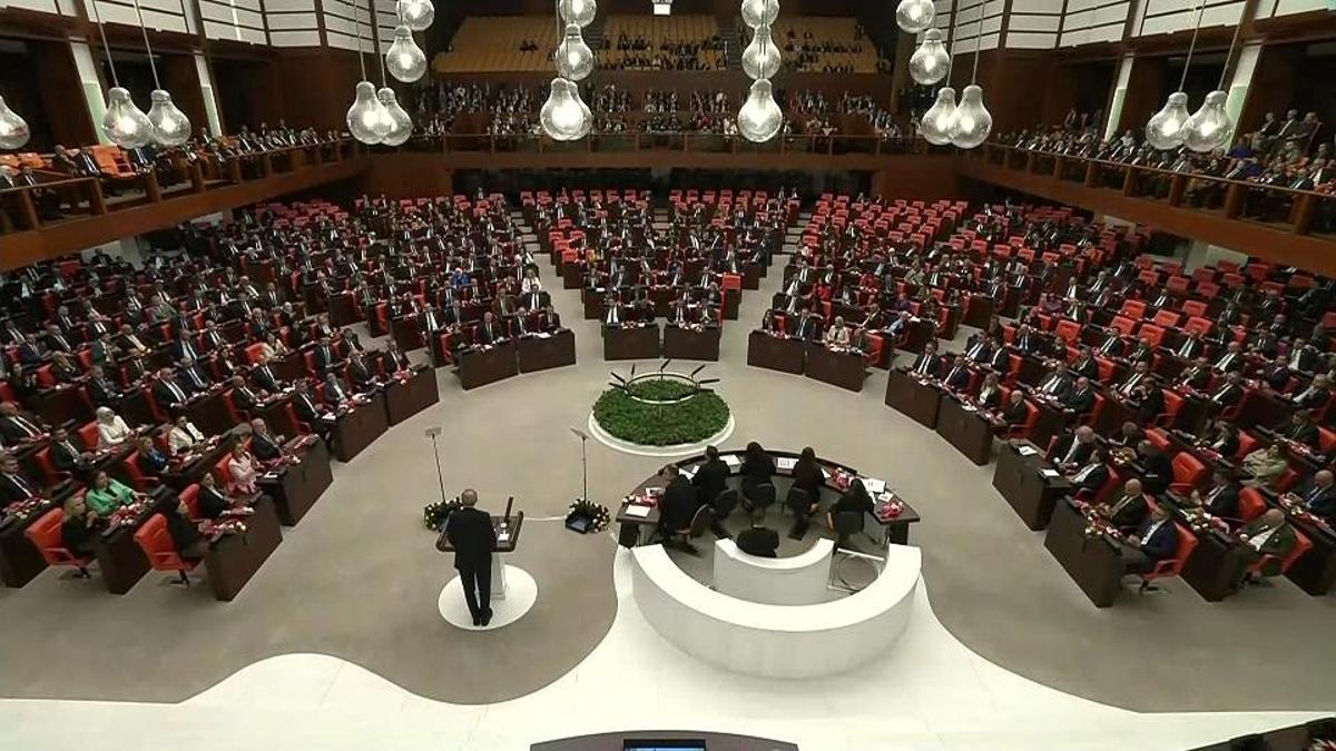 Meclis'te yoklama talebine yeni düzen