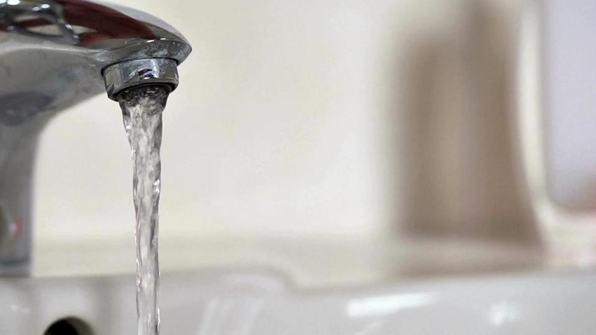 Ankara'da su zammı iptal edildi… Osman Gökçek: “Vatandaşın cebine uzanan kirli el durduruldu”