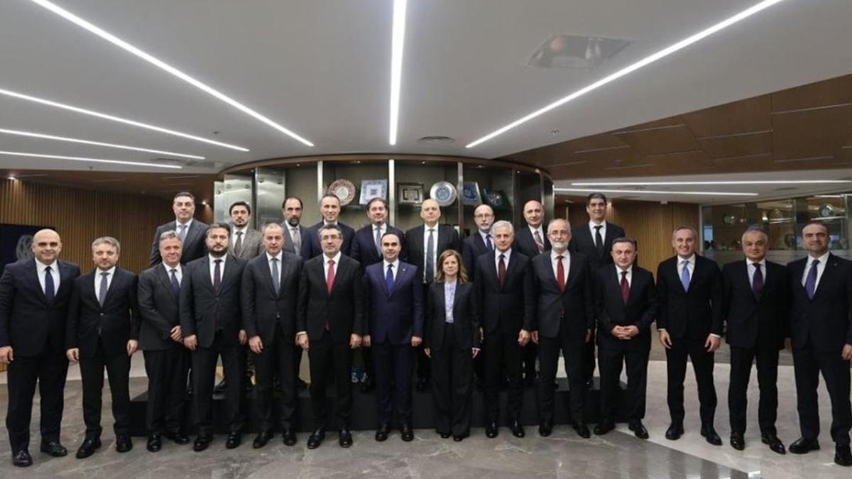 Bakan Kacır, TBB Yönetim Kurulu Toplantısı'na katıldı