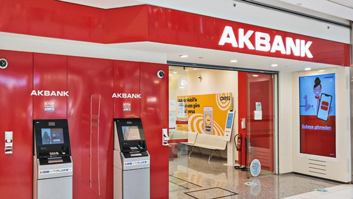 AKBANK ÇÖKTÜ MÜ? AKBANK Mobil Neden açılmıyor? Akbank Mobil Erişim Sorunu Nasıl Düzeltilir?