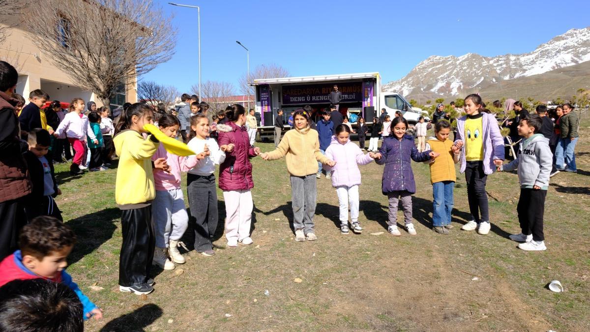 Vanda açık hava etkinliğinde çocuklar gönüllerince eğlendi
