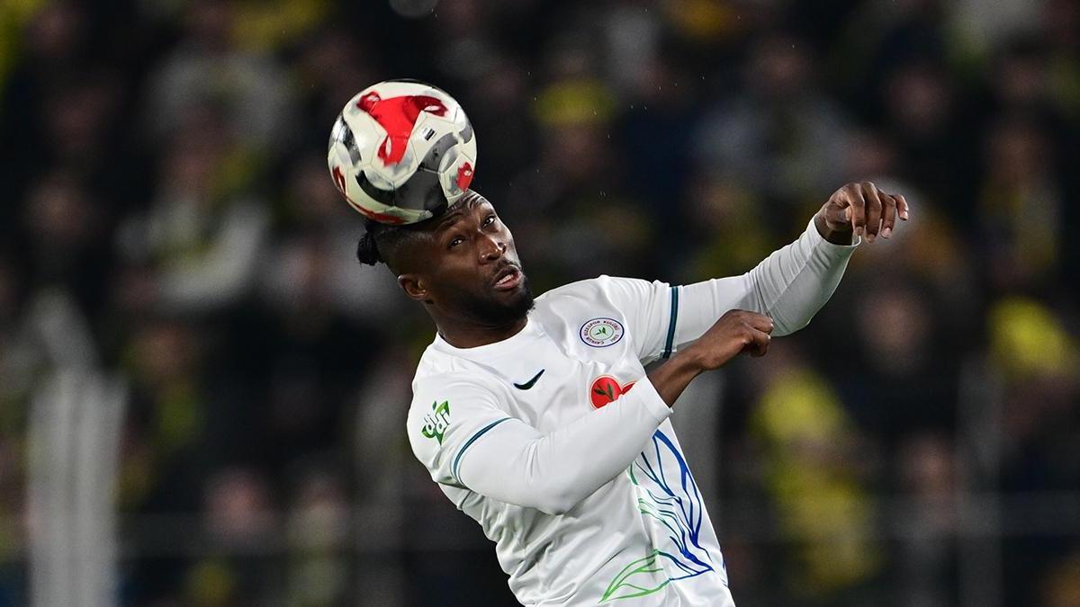 Fenerbahçe'yi yıkan golü atan Modibo Sagnan, Süper Lig'de ilki yaşadı