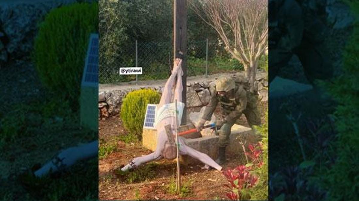 Lübnan'da çekilen bu fotoğrafa Hristiyanlardan tepki geldi: İsrail askerinin İsa heykelini parçaladığı görüntü ortaya çıktı!