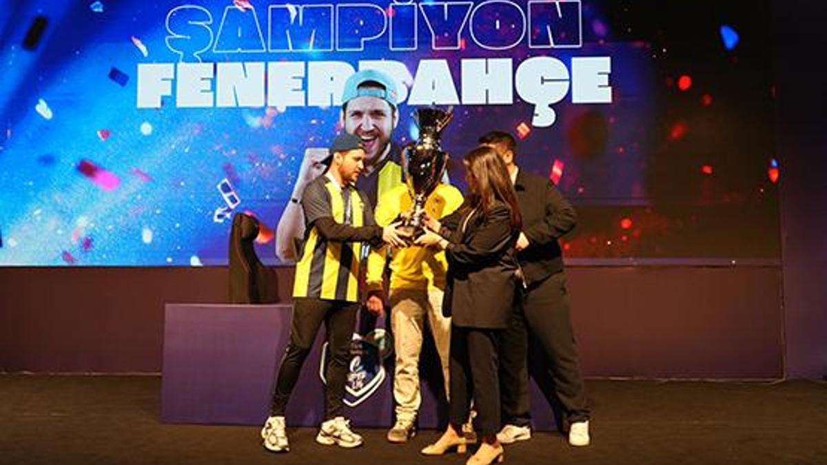 eSüper Lig'de şampiyon Fenerbahçe oldu