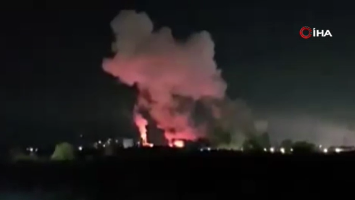 Romanya'da enerji santralinde yangın: 3 trafo alev aldı