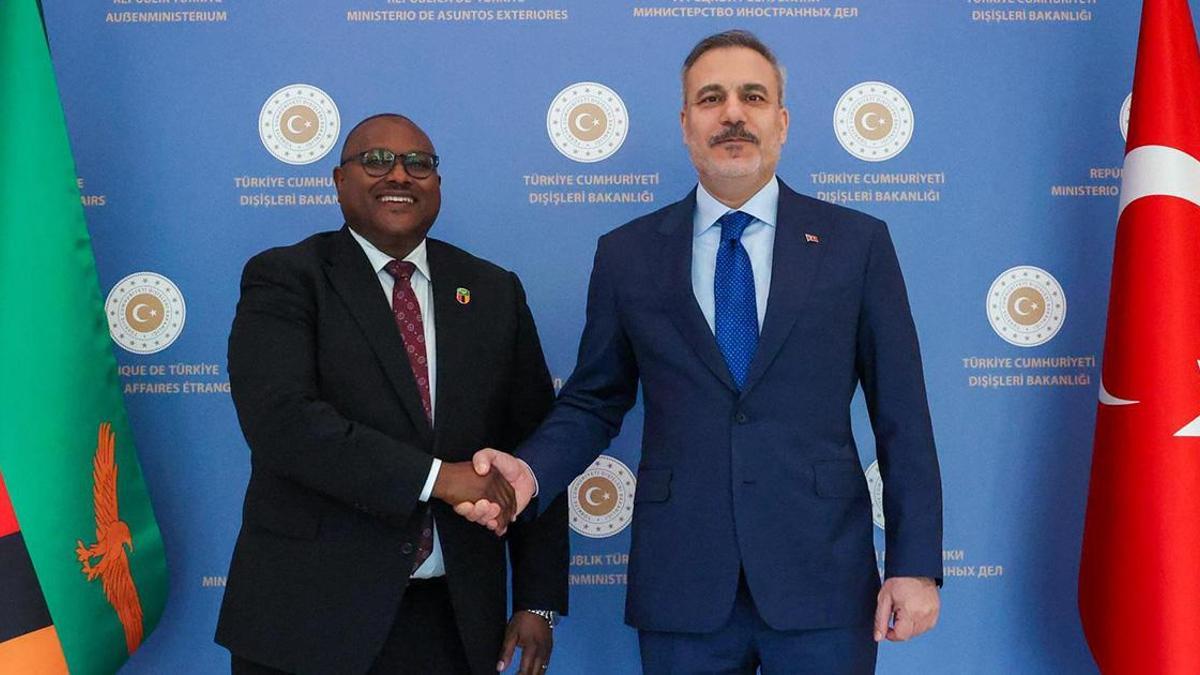 Dışişleri Bakanı Hakan Fidan, Zambiya Dışişleri Bakanı ile bir araya geldi