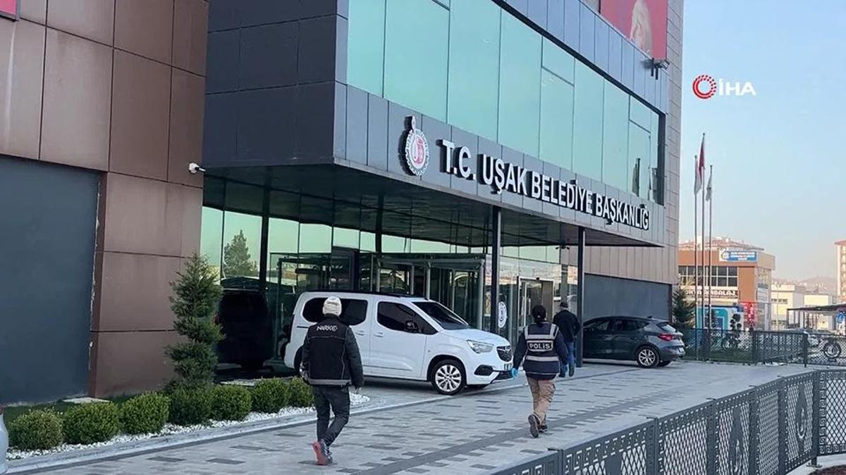 Uşak'ta "yolsuzluk" soruşturmasında ‘eğlence mekanları haraca bağlandı’ iddiası