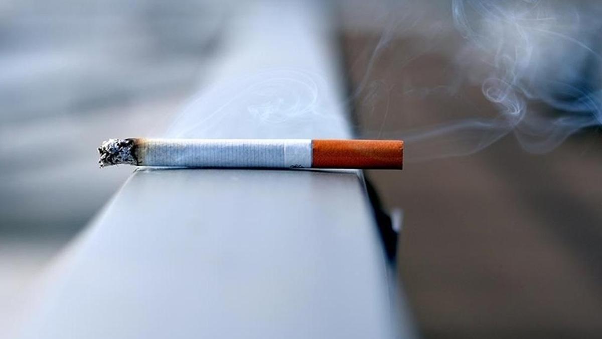 İngiltere'den sigara kararı! Ömür boyu yasak geliyor