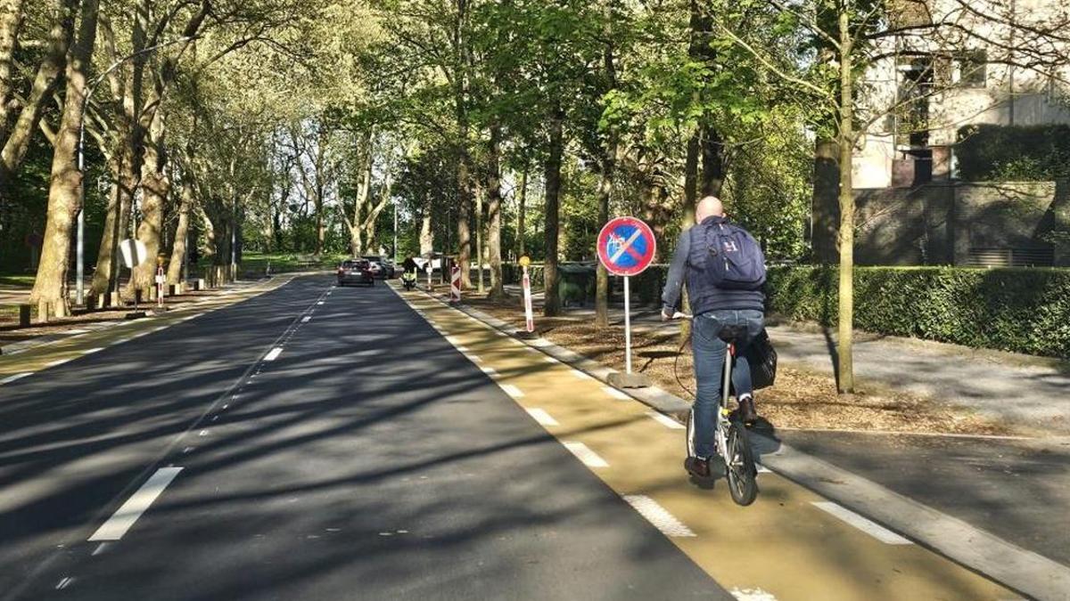 Benzin fiyatları yükseldi çözüm bisiklet oldu