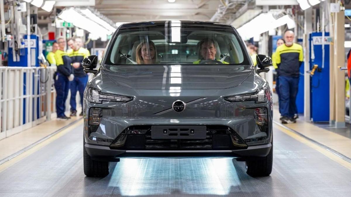 Volvo Cars elektrikli yeni EX60’ın üretimine başladı