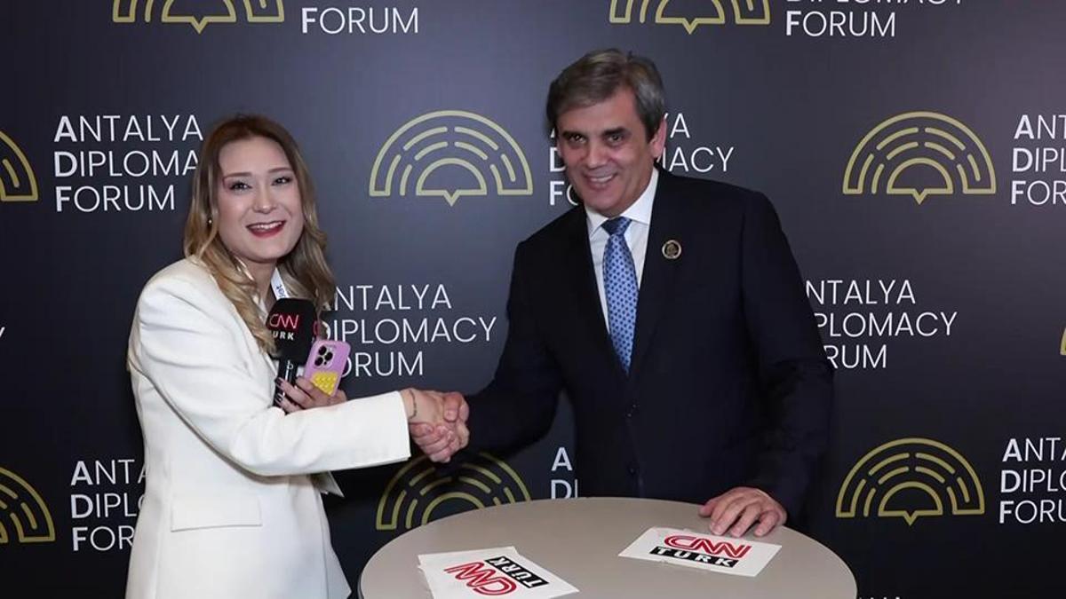 Karadağ Dışişleri Bakanı CNN TÜRK'te: "İlişkilerimizi geliştirme irademiz var"