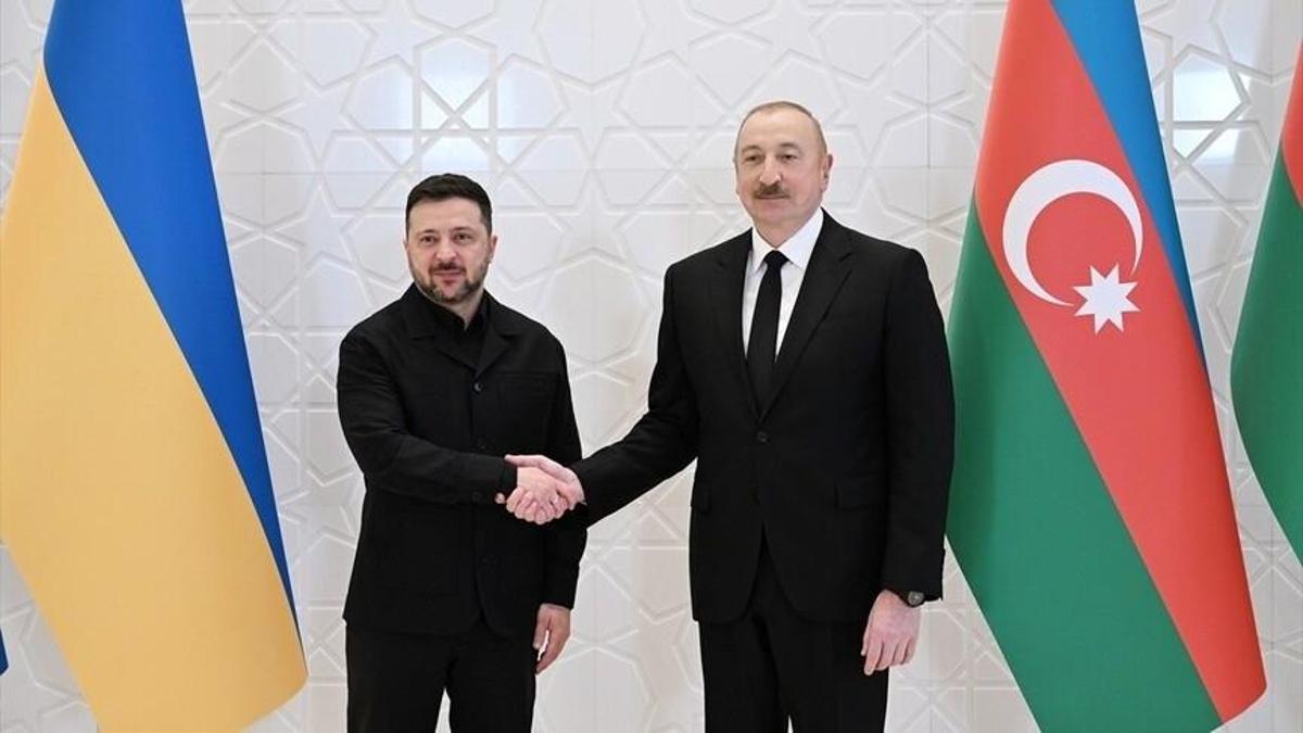 Aliyev ve Zelenskiy Azerbaycan'ın Gebele şehrinde görüştü