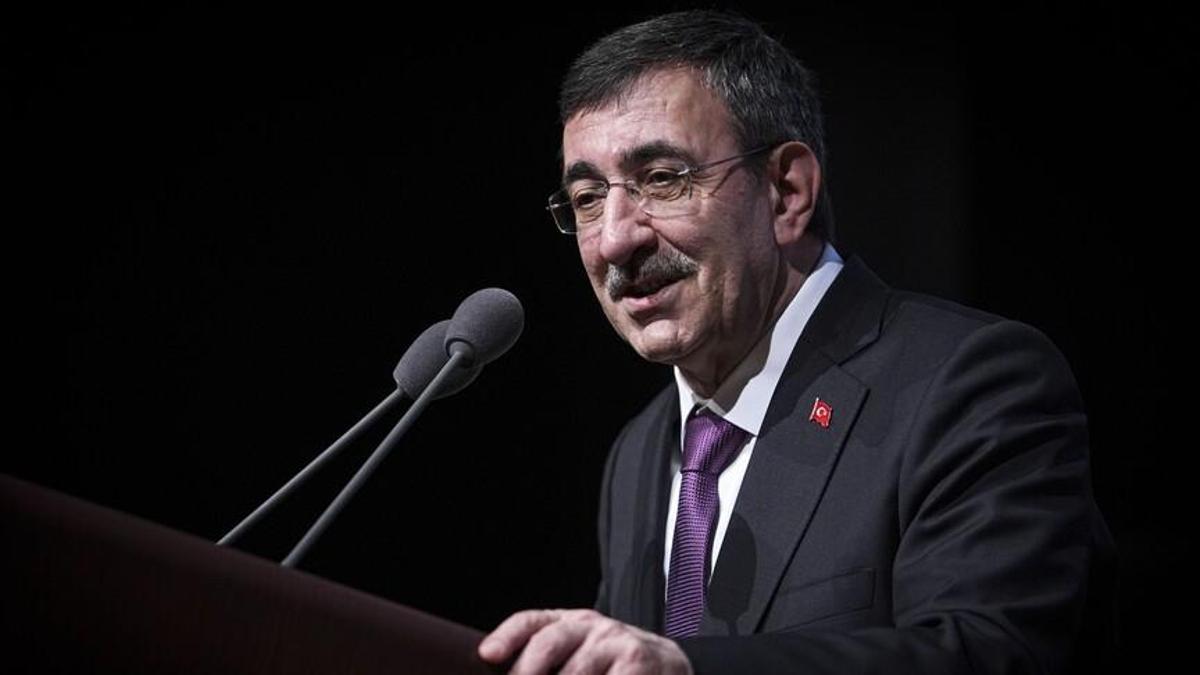 Cevdet Yılmaz: Yatırım ortamını güçlendirecek yeni düzenlemeleri hayata geçiriyoruz