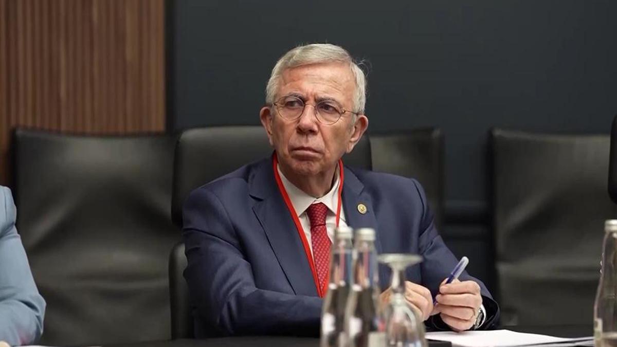 Mansur Yavaş adaylık için kendini mi hatırlattı?