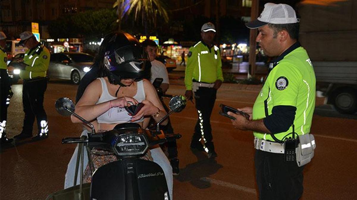 Adana'da motosiklet denetimi: 35 sürücüye 498 bin lira ceza