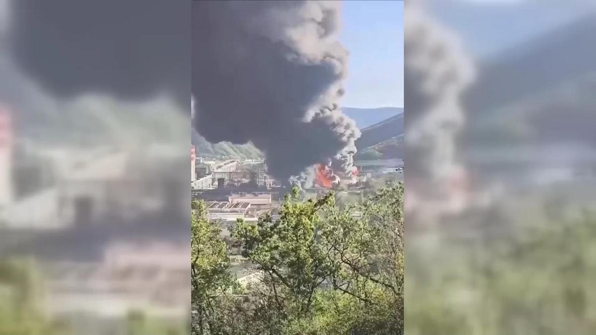 İşte o anlar... Ukrayna Rusya'nın petrol rafinerisini hedef aldı